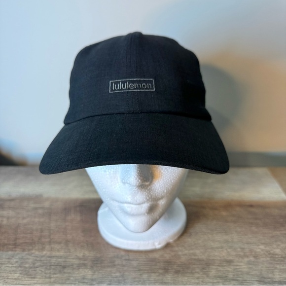 LULULEMON Black Soft Ball Hat Running Cap Strap Lightweight Athletic Baller - Picture 3 of 11